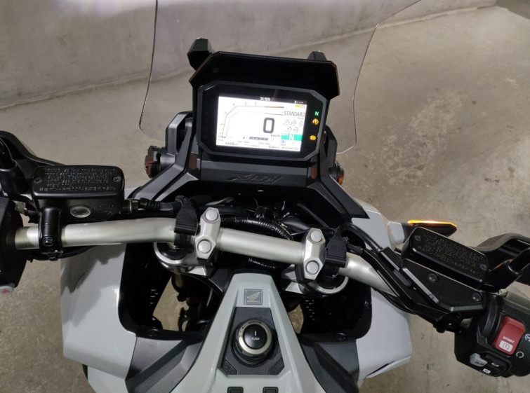 Мотоцикл Honda X-ADV750 с пробегом 4448 km