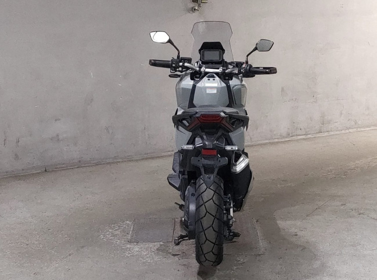 Мотоцикл Honda X-ADV750 с пробегом 4448 km
