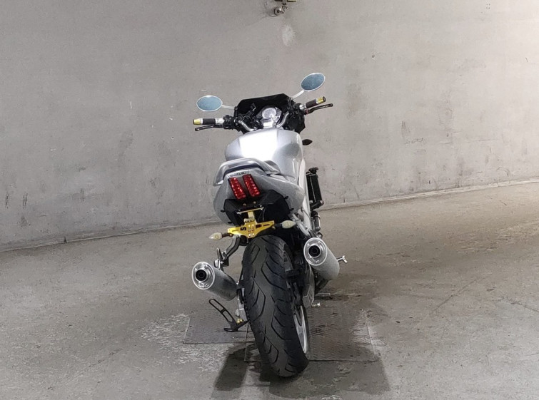 Мотоцикл Suzuki SV1000 с пробегом 31943 km