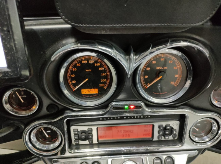 Мотоцикл HD FLHTCU1690 с пробегом 42491 km