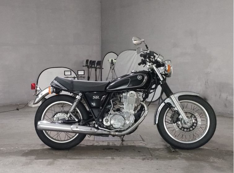 Мотоцикл Yamaha SR400 з пробігом 10216 km