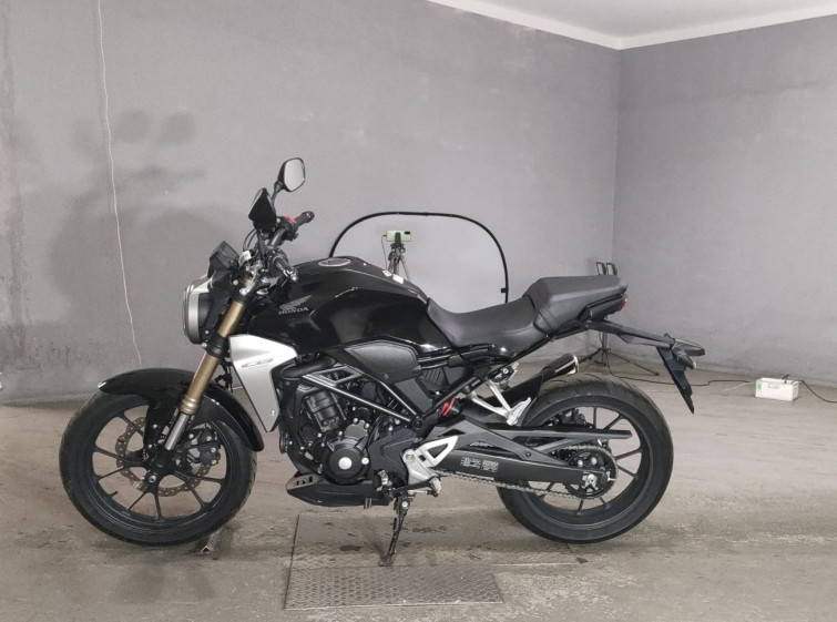 Мотоцикл Honda CB250R з пробігом 4707 km