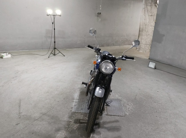 Мотоцикл Kawasaki W650 с пробегом 3383 km