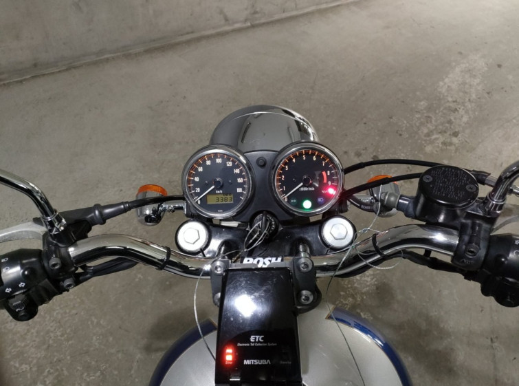 Мотоцикл Kawasaki W650 с пробегом 3383 km