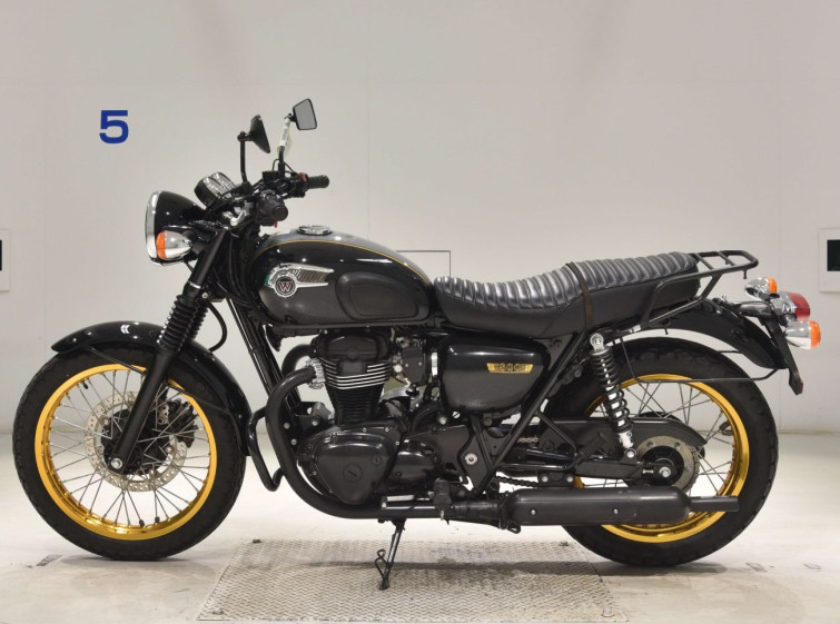 Мотоцикл Kawasaki W800 з пробігом 38607 km