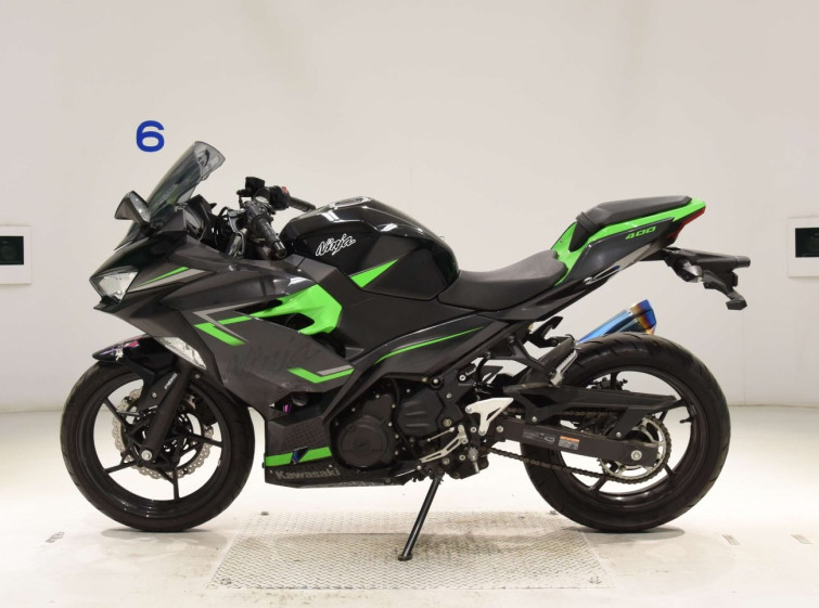 Мотоцикл Kawasaki NINJA400 с пробегом 11559 km