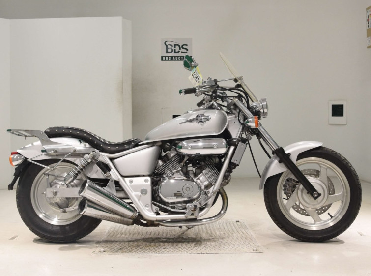 Мотоцикл Honda MAGNA250 с пробегом 18467 km