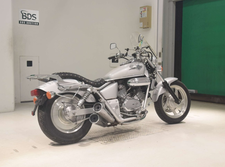 Мотоцикл Honda MAGNA250 с пробегом 18467 km