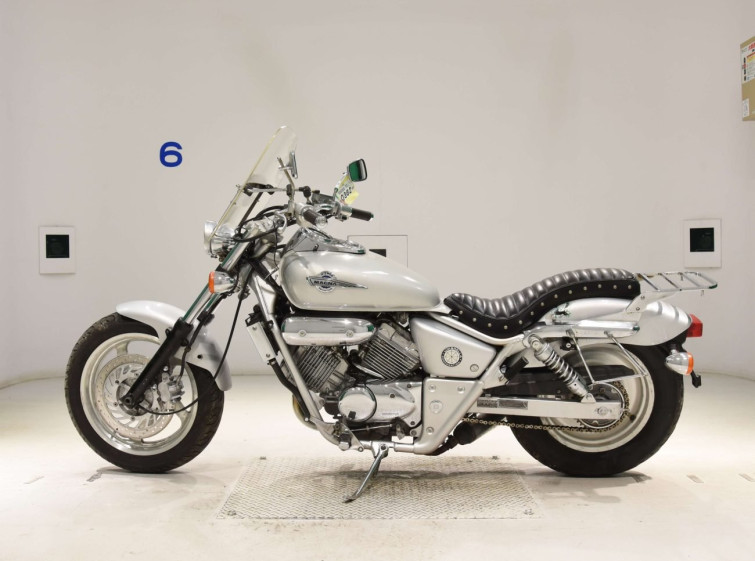 Мотоцикл Honda MAGNA250 с пробегом 18467 km