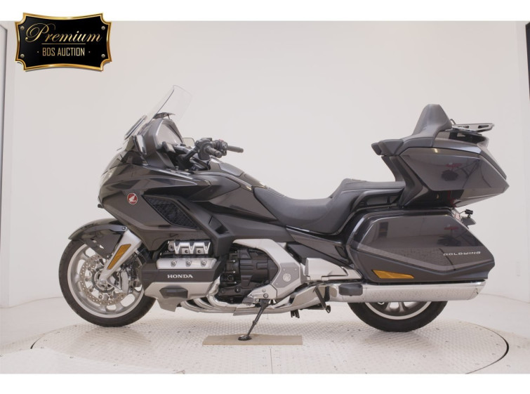 Мотоцикл Honda GL1800 TOUR D с пробегом 5602 km