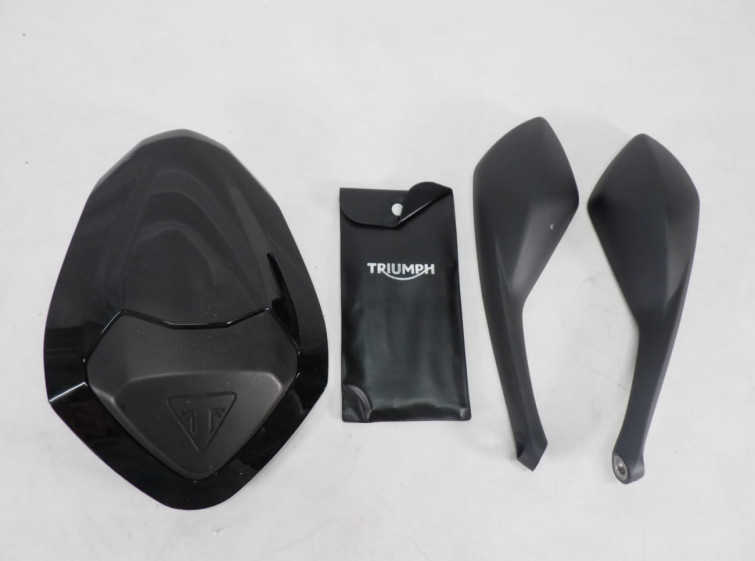 Мотоцикл Triumph STREET TRIPLE RS з пробігом 12154 km