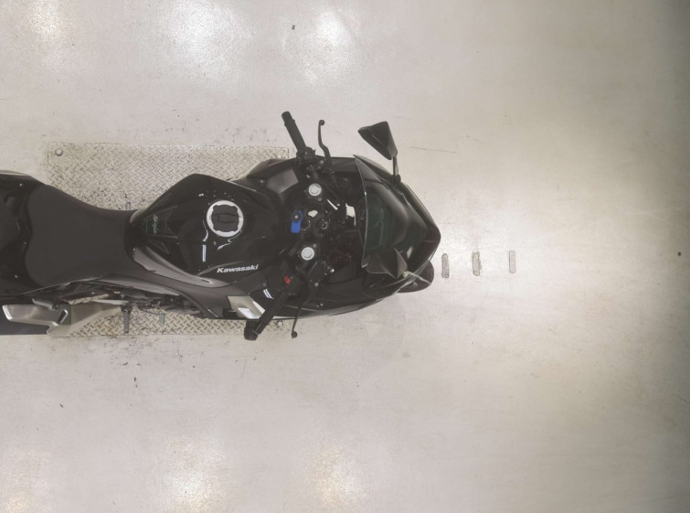 Мотоцикл Kawasaki NINJA400 з пробігом 13750 km