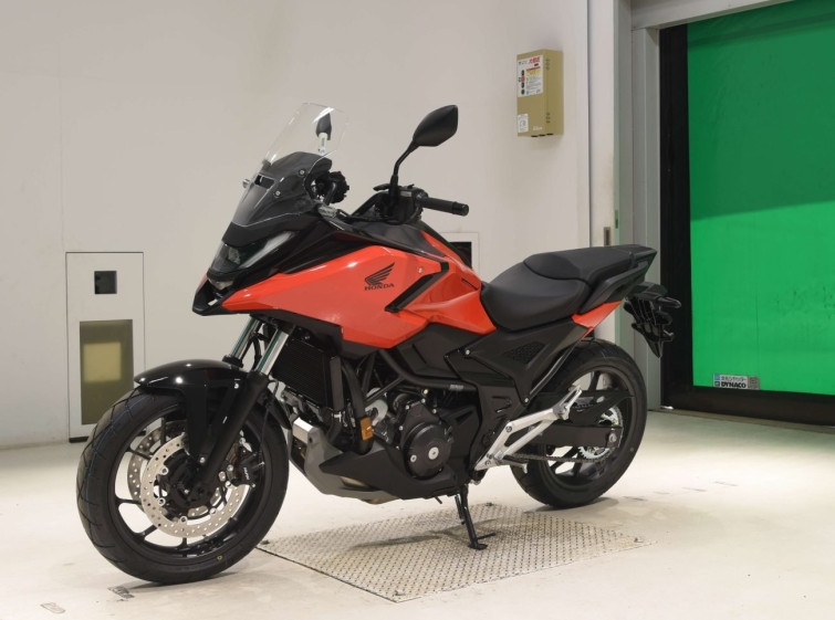 Мотоцикл Honda NC750XD-3