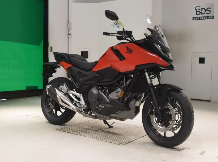 Мотоцикл Honda NC750XD-3