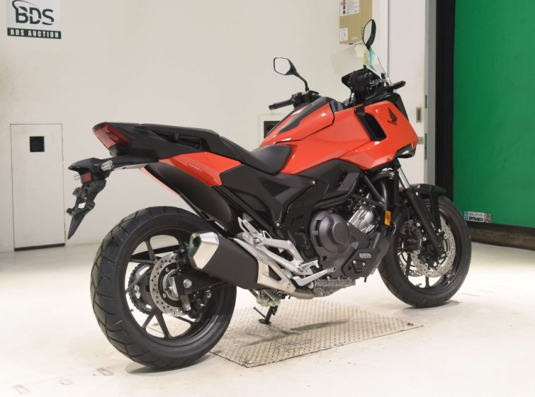 Мотоцикл Honda NC750XD-3