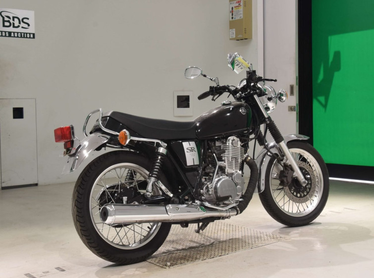 Мотоцикл Yamaha SR400 с пробегом 13022 km
