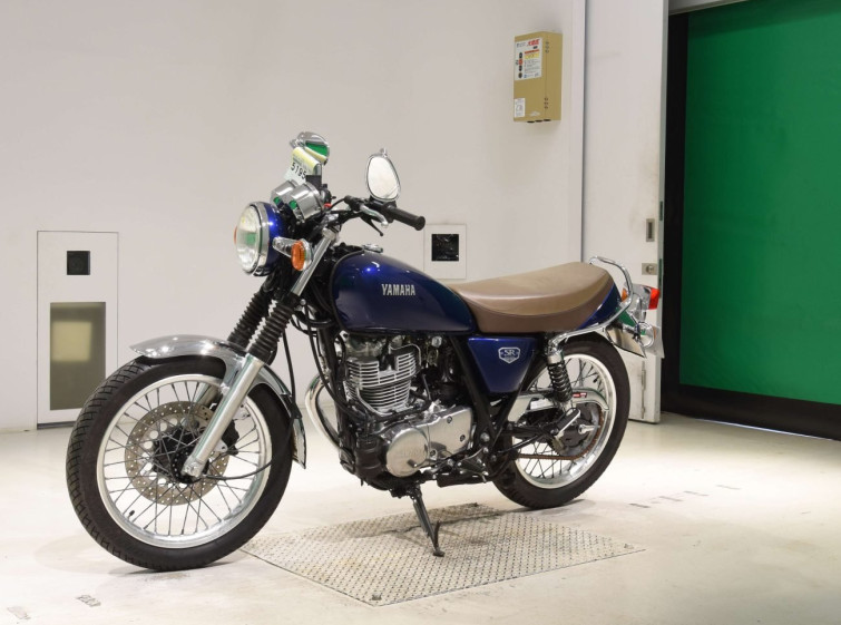 Мотоцикл Yamaha SR400 с пробегом 1170 km