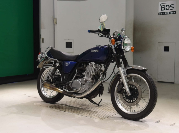Мотоцикл Yamaha SR400 з пробігом 11063 km