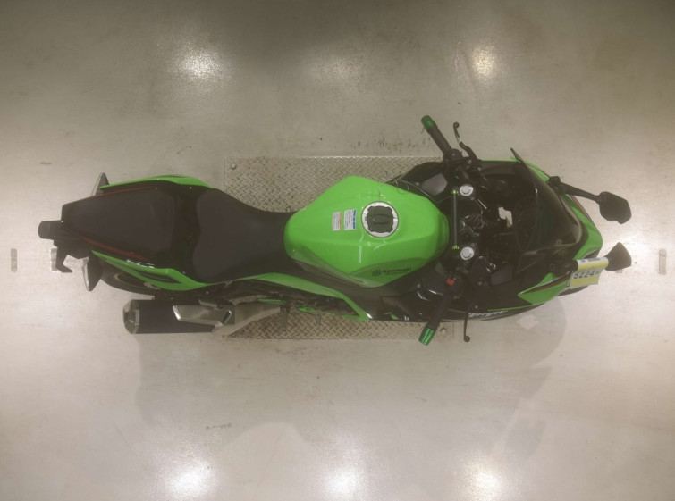 Мотоцикл Kawasaki NINJA400 з пробігом 949 km