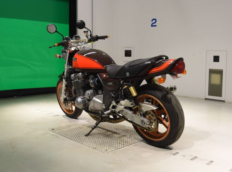 Мотоцикл Kawasaki ZEPHYR1100 с пробегом 23667 km