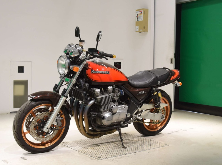 Мотоцикл Kawasaki ZEPHYR1100 с пробегом 23667 km
