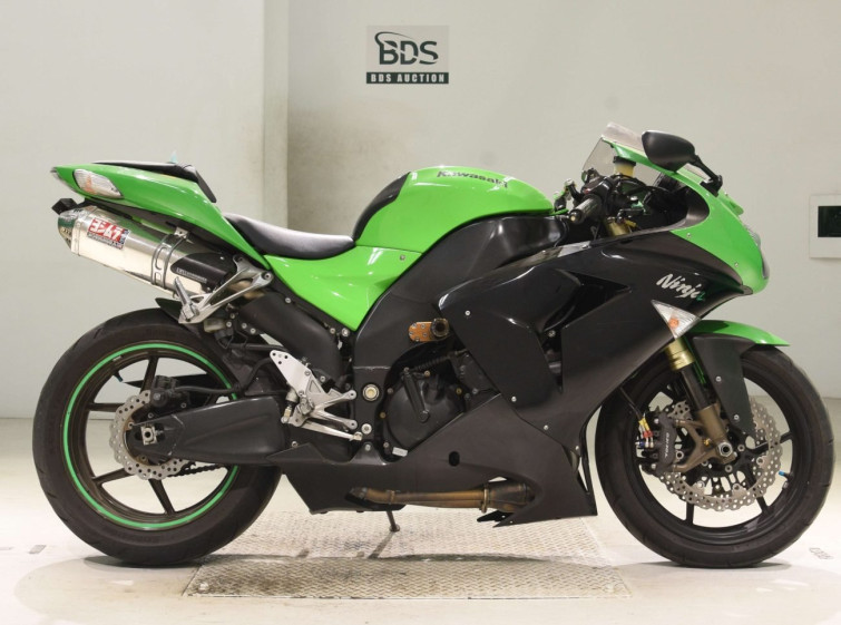 Мотоцикл Kawasaki NINJA ZX-10R з пробігом 8575 km