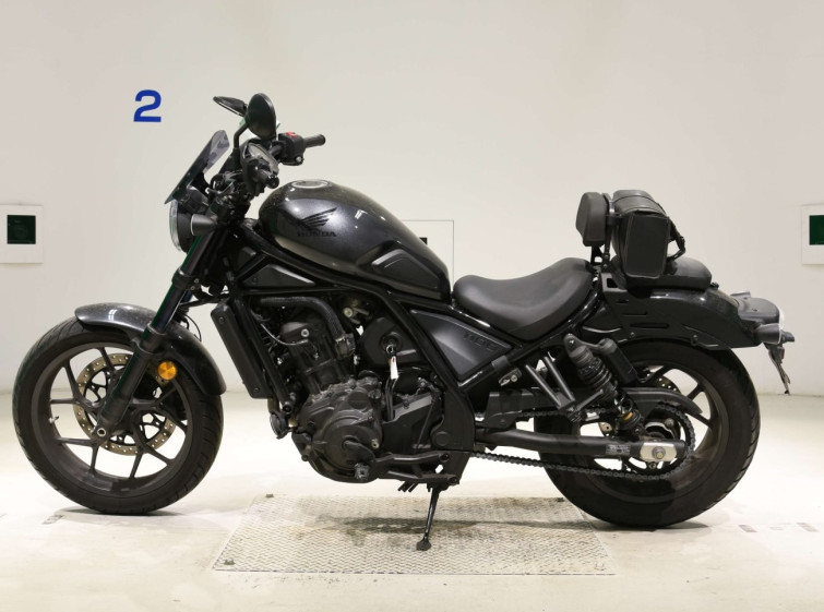Мотоцикл Honda REBEL CMX1100 з пробігом 14568 km
