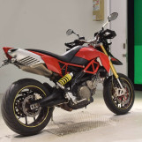 Мотоцикл Aprilia DORSODURO750