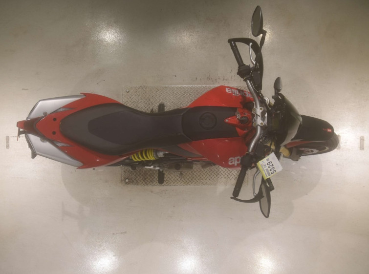 Мотоцикл Aprilia DORSODURO750