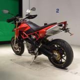 Мотоцикл Aprilia DORSODURO750