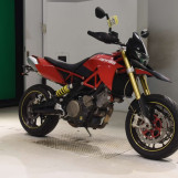 Мотоцикл Aprilia DORSODURO750