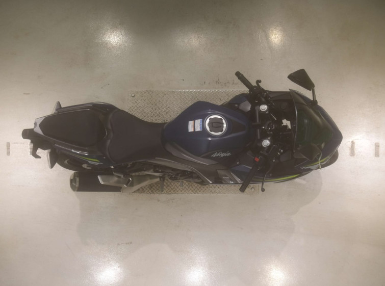 Мотоцикл Kawasaki NINJA400 с пробегом 5611 km
