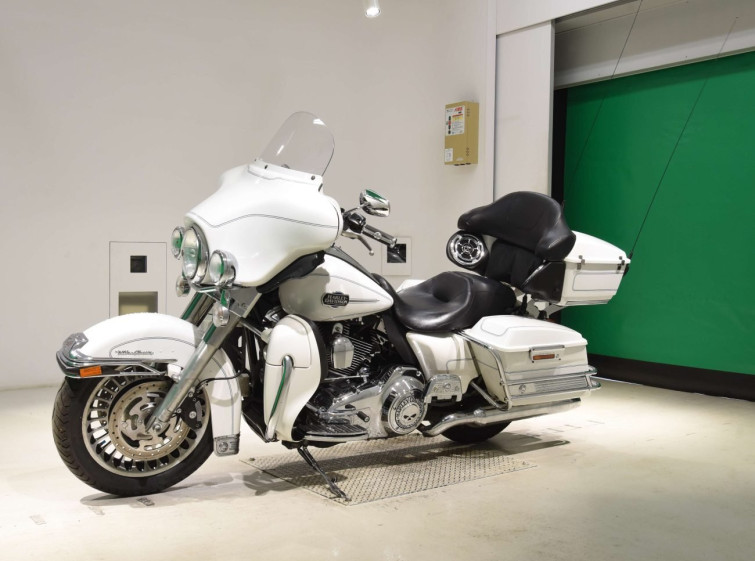 Мотоцикл HD FLHTCU 1690 з пробігом 60984 km