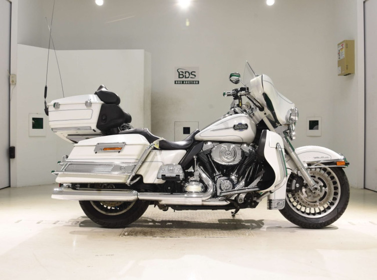 Мотоцикл HD FLHTCU 1690 з пробігом 60984 km