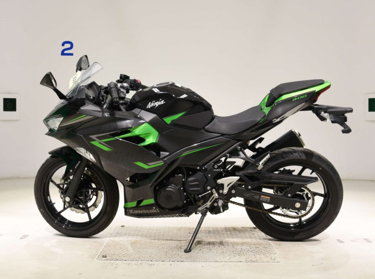 Мотоцикл Kawasaki NINJA400 с пробегом 1837 km