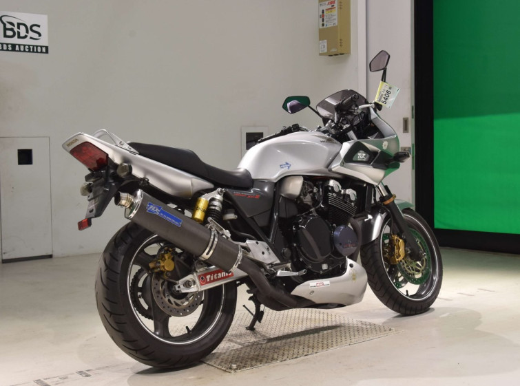 Мотоцикл Honda CB400SFV с пробегом 236144 km