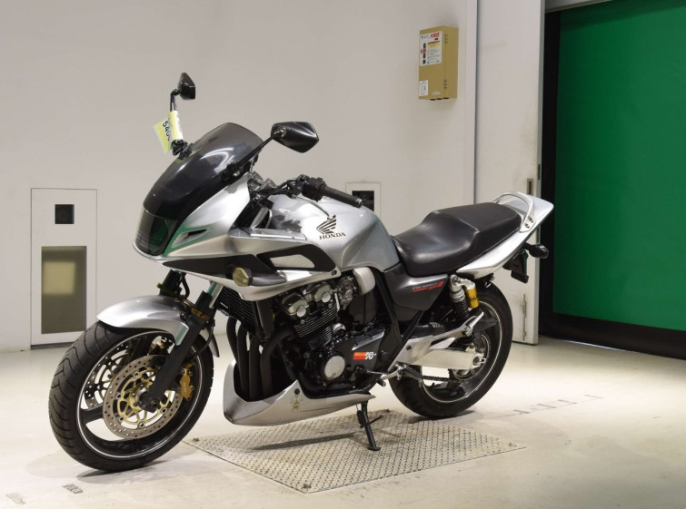 Мотоцикл Honda CB400SFV с пробегом 236144 km