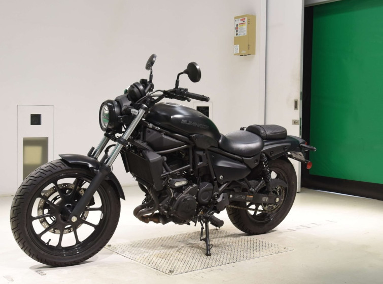 Мотоцикл Kawasaki ELIMINATOR 400 з пробігом 6482 km