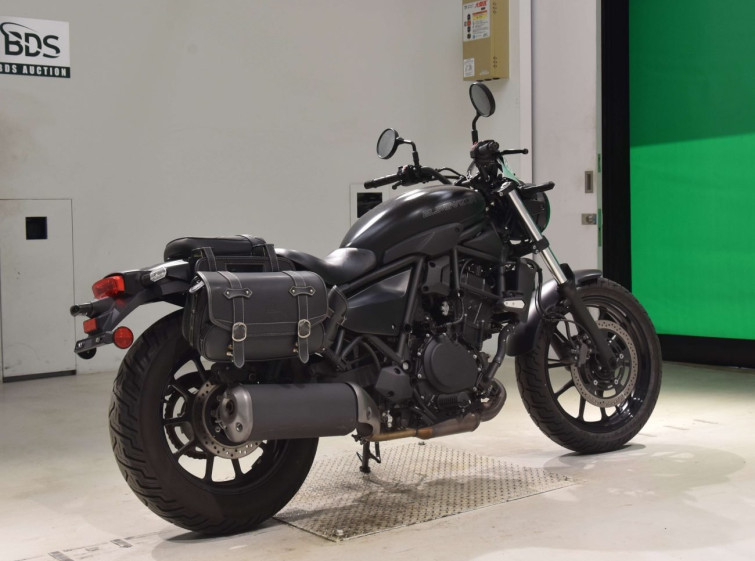 Мотоцикл Kawasaki ELIMINATOR 400 з пробігом 6482 km