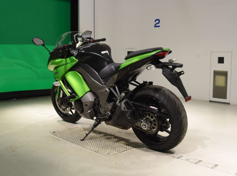 Мотоцикл Kawasaki ninja 1000 с пробегом 12507 km