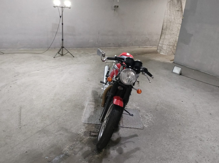 Мотоцикл Triumph THRUXTON 900 з пробігом 29430 km