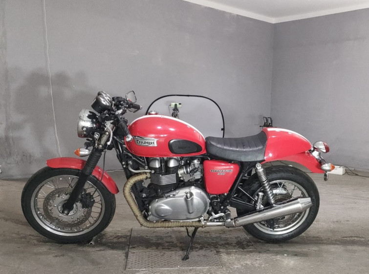 Мотоцикл Triumph THRUXTON 900 з пробігом 29430 km