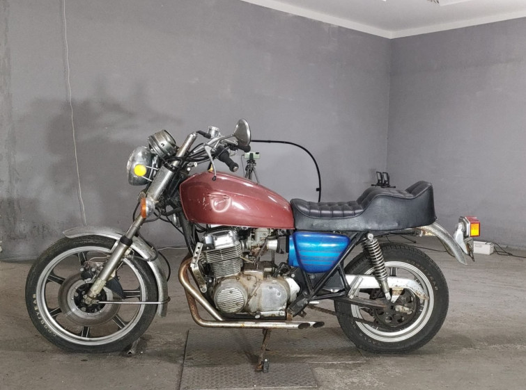 Мотоцикл Honda CB750SFK с пробегом 12737 m