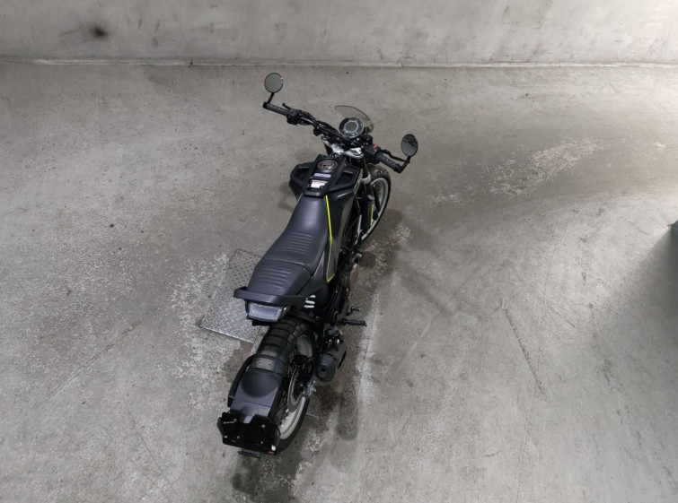 Мотоцикл Husqvarna SVARTPILEN 401 з пробігом 24993 km