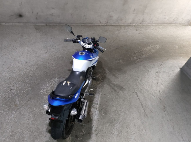 Мотоцикл Suzuki GSR250 с пробегом 68254 km