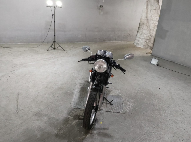 Мотоцикл Yamaha SR400 з пробігом 5166 km