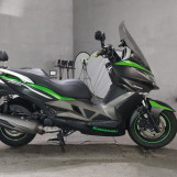 Мотоцикл Kawasaki J300 з пробігом 7988 km