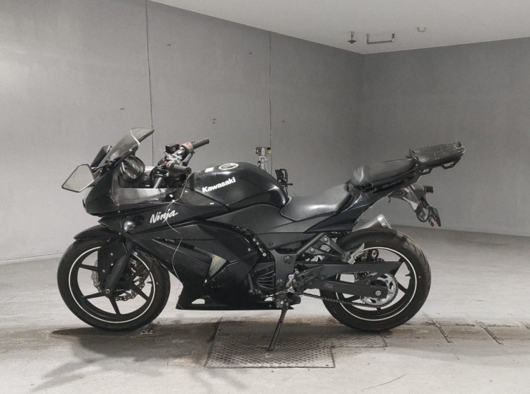 Мотоцикл Kawasaki NINJA250R с пробегом 48363 km