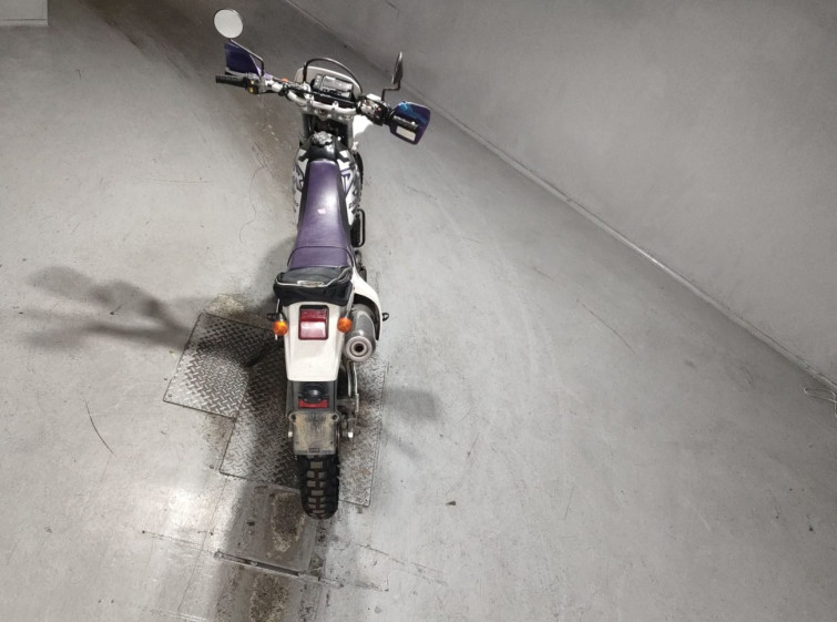 Мотоцикл Suzuki DR250R з пробігом 80859 km