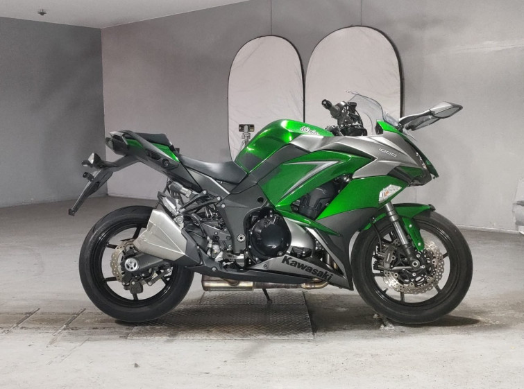 Мотоцикл Kawasaki Z1000 с пробегом 31782 km